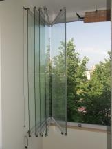 Balkonų stiklinimas - Berėmės stiklo konstrukcijos, stiklo pertvaros